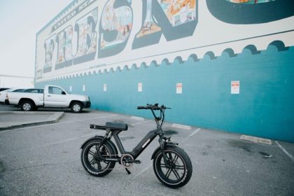 Riding in Style: Benefits of a Moped-Styled E-Bike