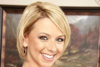 Brianna Beach's Wiki/bio, Real name, Net worth, Age, Boyfriend, Height, Weight, Body Measurements, and more