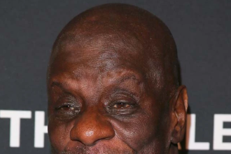 Jimmie Walker Biography (Net Worth, Career, Personal Life & Early Life)