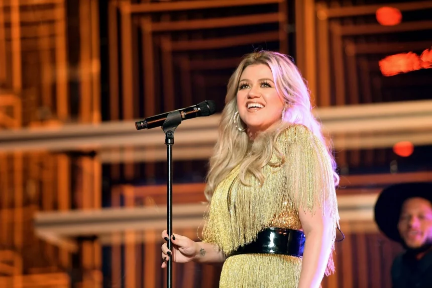 Kelly Clarkson's Wiki, Bio, Net Worth, Age, Spouse, Family Background, Education, Body Measurement, and More. 
