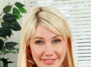 Zelda Morrison’s Wiki, Net Worth, Husband, Family Background, Hot Photos, Measurement, And More.