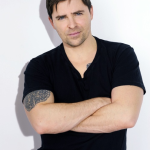 Kavan Smith’s Wiki, Net Worth, Spouse, Family Background, Hot Photos, Measurement, And More.