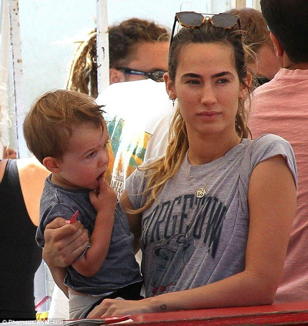 Saint Lazslo Wentz’s Wiki, Net Worth, Spouse, Family Background, Hot Photos, Measurement, And More.