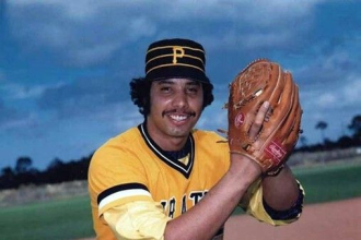John Candelaria’s Wiki, Net Worth, Spouse, Family Background, Hot Photos, Measurement, And More.