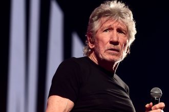 Roger Waters’ Wiki, Net Worth, Spouse, Family Background, hot Photos, Measurement, And More.