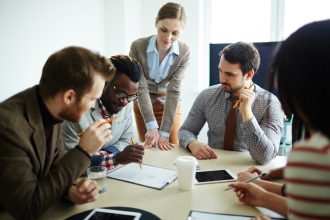 What Should You Consider When Buying a Business Call Recording Solution?