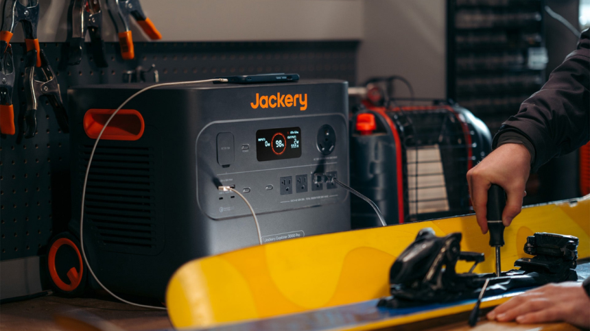 3 Best Portable Power Stations for Your Shed -- 2023 Review