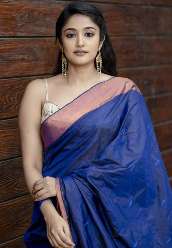 This image has an empty alt attribute; its file name is Anjana-Jayaprakash-1.png