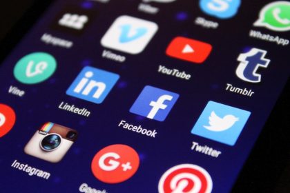How Social Media Is Shaping the Gambling Landscape