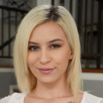 Kira Cole Wiki, Bio, Net Worth, Career, Personal Details, Height, Measurement, Photos, and More