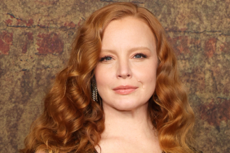 Lauren Ambrose Career (Net Worth, Biography, Personal Life & Early Life)