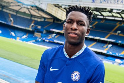 Demba Ba sends a message to Chelsea's new signing Nicolas Jackson.