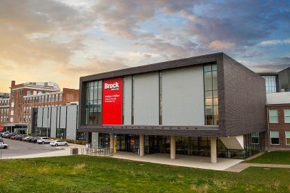 How to get a scholarship at Brock University