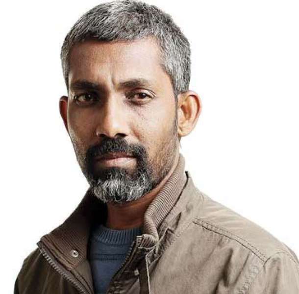 Nagraj Manjule's Wiki, Net Worth, Spouse, Family Background, Hot Photos, Measurement, And More.
