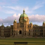 How to get a scholarship at the University of Victoria
