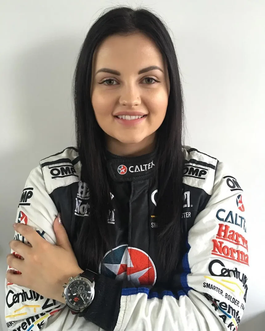 Renee Gracie's Wiki, Net Worth, Spouse, Family Background, Hot Photos, Measurement, And More.