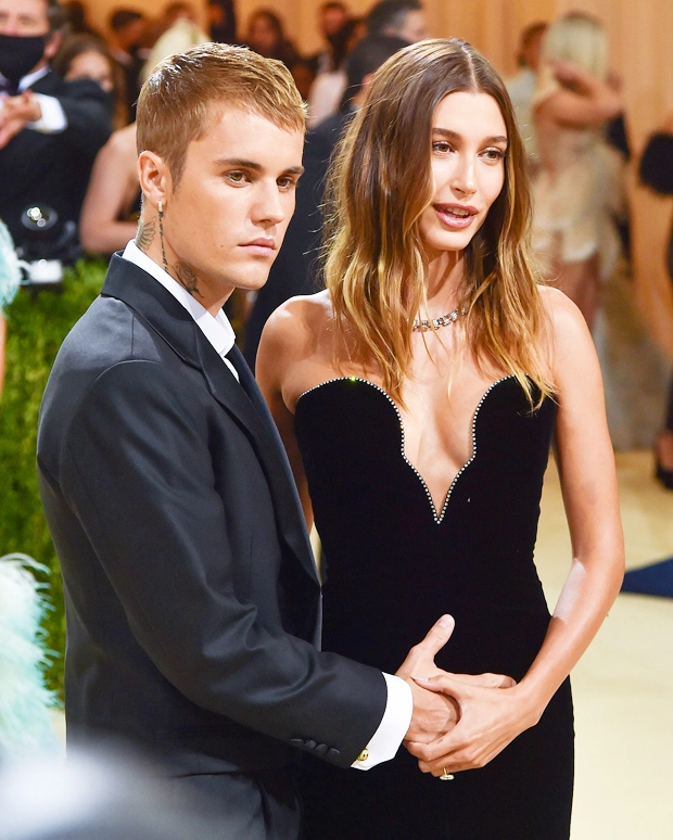 hailey bieber resolves pregnancy rumors