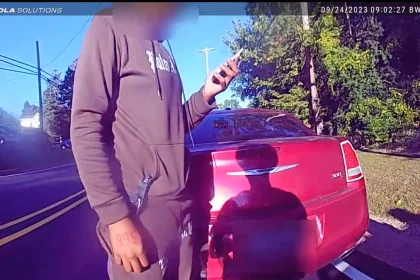 Traffic stop turns terrifying for female cop