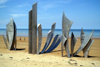 5 Of The Best D-Day Beaches To Visit In Normandy If You Have Just 1 Day