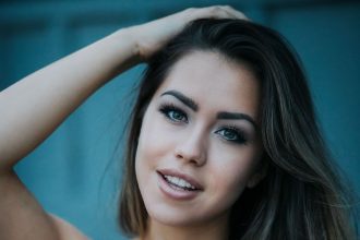 Alina Lopez bio
