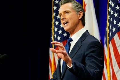 Governor Newsom vetoes striker unemployment benefits bill.