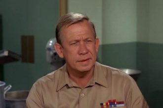 Allan Melvin's Biography, Net Worth, Early Life, Personal Life, Height, Weight, Body Measurements and more.