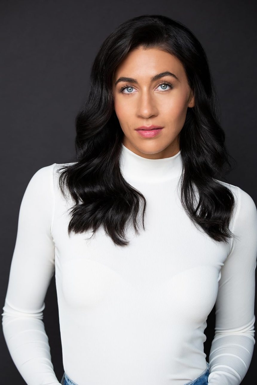 Sash Striga's Net worth, Biography, Career, Wiki, Boyfriend, and more.