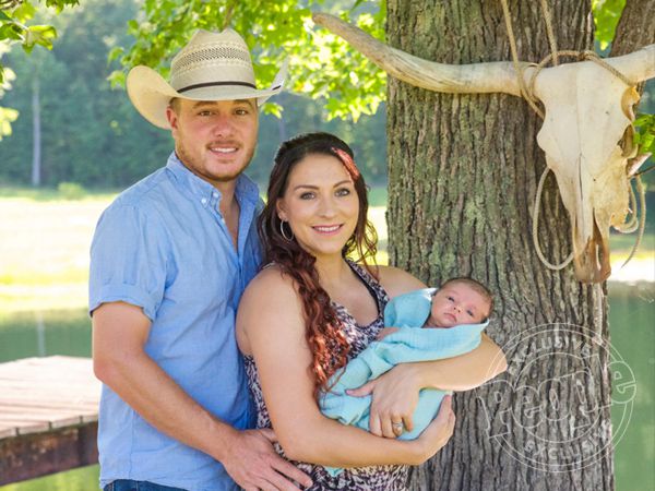 Taylor Earnhardt and her husband, Brandon Putnam