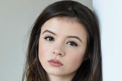 Emily Coates biography