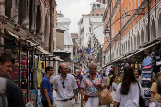 €5 Tourist