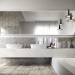 Maintenance of porcelain stoneware in the bathroom: useful hints and tips