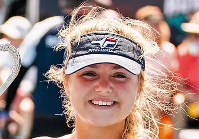 Anna Leigh Waters Net Worth