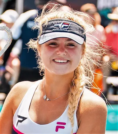 Anna Leigh Waters Net Worth