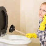4 Signs That It's Time to Call a Toilet Plumber for Repairs