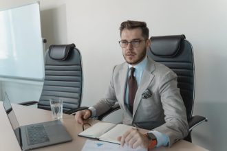 The Benefits of Executive Office Leather Chairs for a Healthier Work