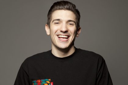 Andrew Schulz Net Worth, Bio, Wiki, Career, Age, Wife, and More.