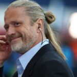 Emmanuel Petit names the perfect manager to replace Mauricio Pochettino should he be sacked.