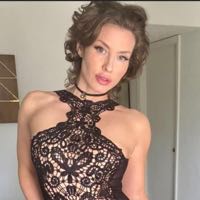 Mandy Waters bio