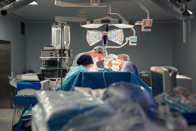 Víctor Andres Vargas Selman Explores Cutting-Edge Technologies That are Transforming the Landscape of Surgery
