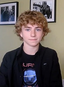 Walker Scobell's age