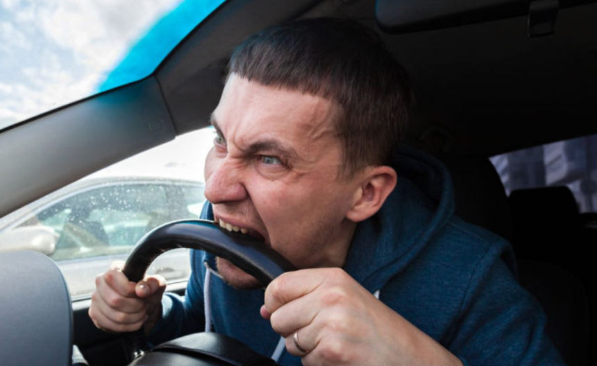 How to Handle Aggressive Driving Encounters