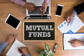 Dividend vs. growth mutual funds: Choosing the right option