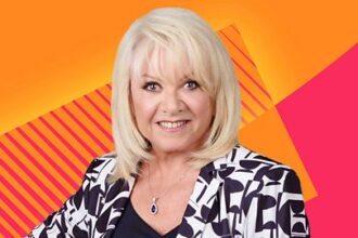 Elaine Paige's net worth