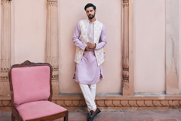 Beyond the Basics: Explore These 5 Trending Menswear Pieces in 2024 