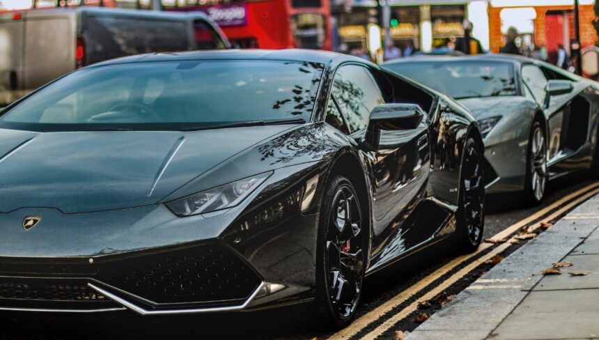 A Guide to Choosing the Ideal Lamborghini for Rent and the Right Model for Your Needs