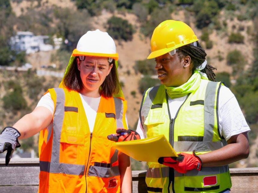 The Ultimate Guide to Choosing the Best Safety Vest for Your Employees