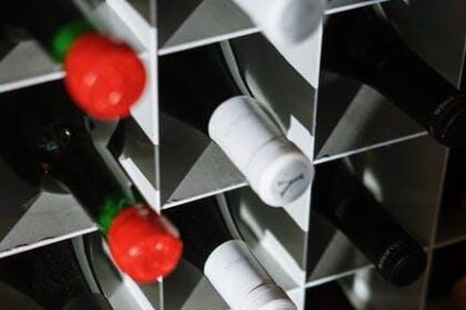 Beverage Bottles Packaging and Innovations: Keeping Drinks Fresh and Sustainable