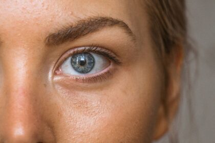 Natural vs. Synthetic: Exploring The Benefits Of Organic Anti-Aging Creams