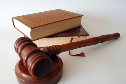 5 Signs That It's Time to Switch to a New Personal Injury Lawyer