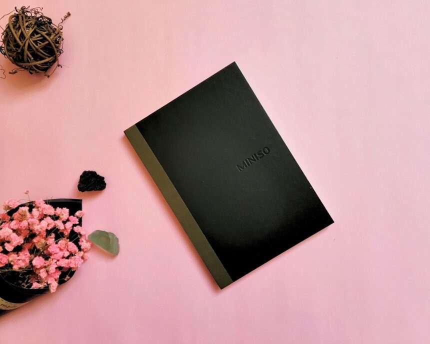 The Benefits of Using a Black Paper Notebook for Sketching and Drawing